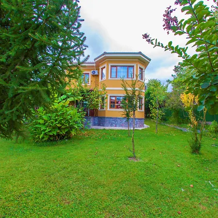 Aparthotel Kirkpinar