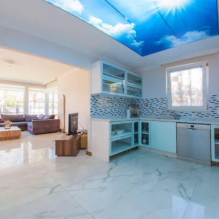 Kirkpinar Lejlighedshotel 3*