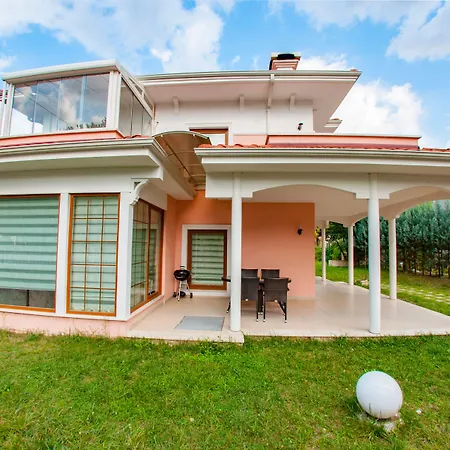 Kirkpinar 3* Sapanca